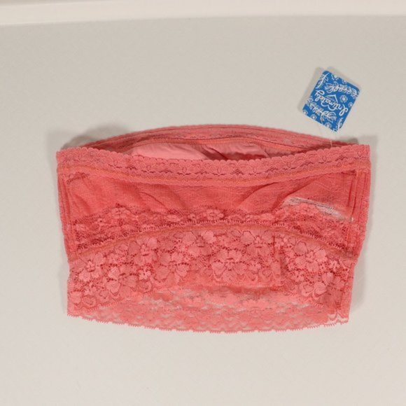 NWT Free People Scalloped Lace Bandeau in Pink Lemon - Picture 4 of 6